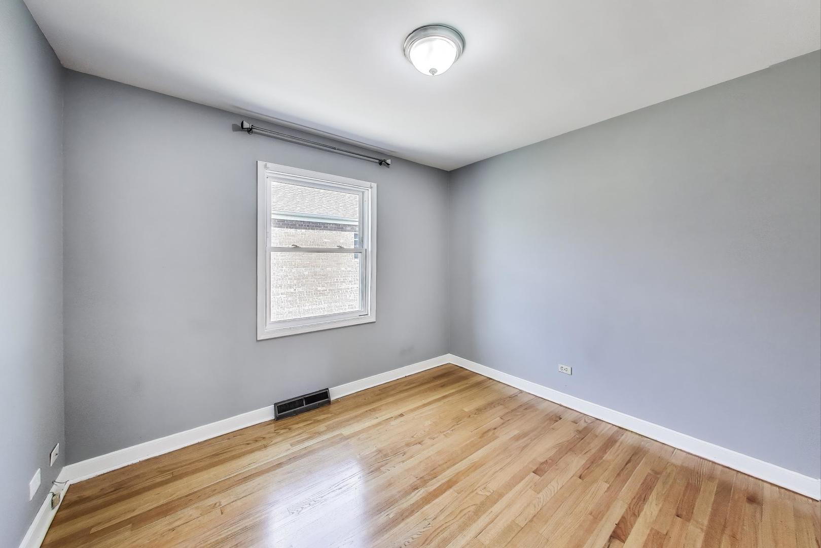 4028 Ridgeland Avenue Stickney, IL 60402 - Photo 8 of 21 Gallery Image 8