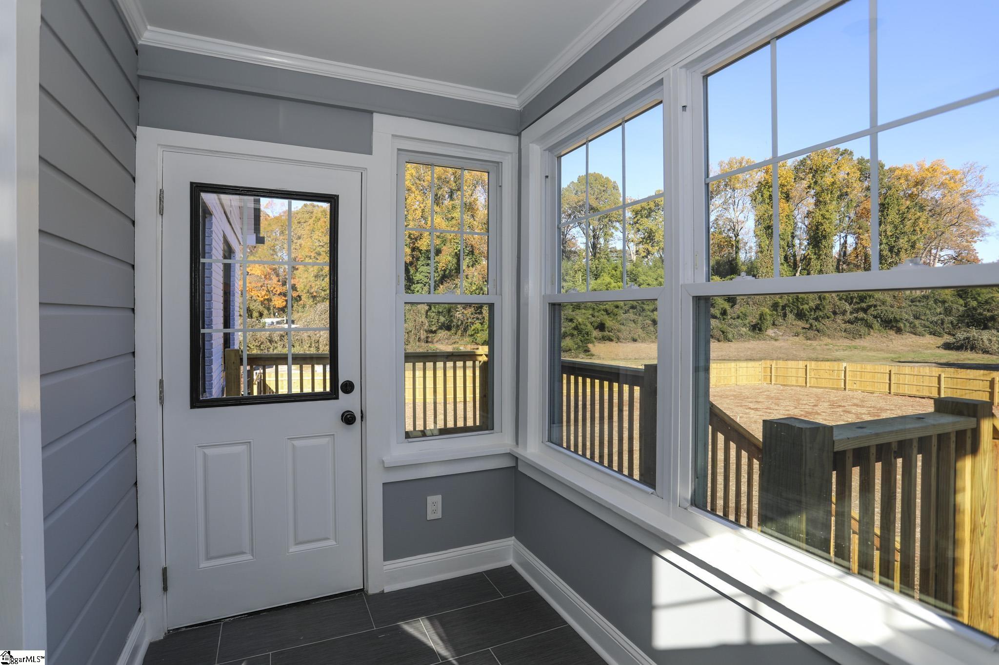 3204 Old Buncombe Road Greenville, SC 29609 - Photo 9 of 21