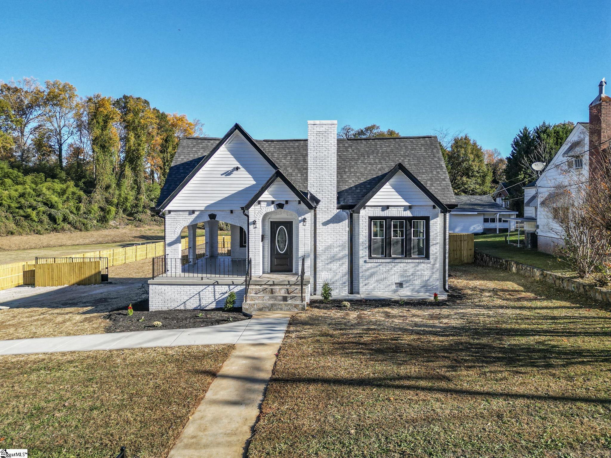 3204 Old Buncombe Road Greenville, SC 29609 - Photo 9 of 21