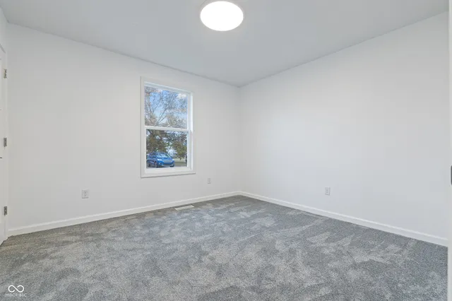 $229,000 | 1002 North Harrison Street, Alexandria, IN 46001