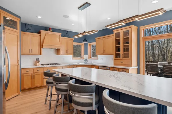 $599,900 | 3128 Warm Springs Drive, Green Bay, WI 54311