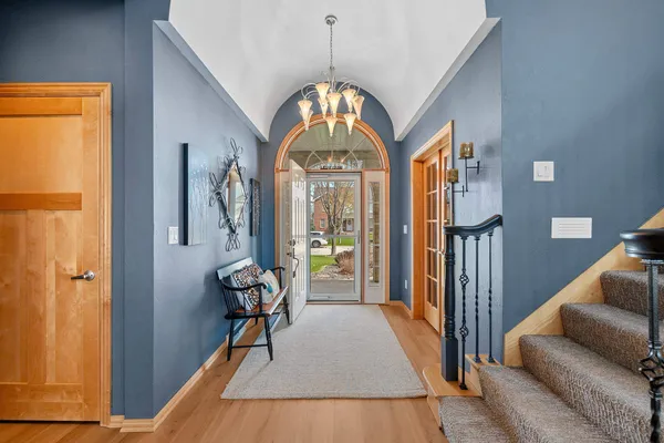 $599,900 | 3128 Warm Springs Drive, Green Bay, WI 54311