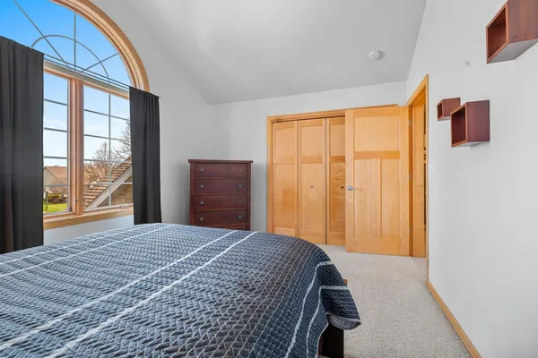 $599,900 | 3128 Warm Springs Drive, Green Bay, WI 54311
