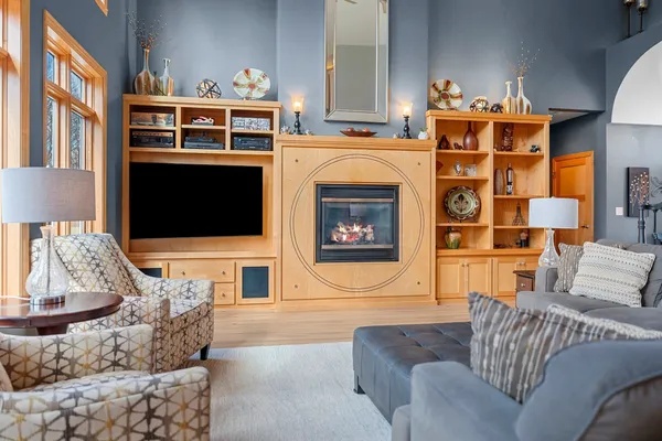 $599,900 | 3128 Warm Springs Drive, Green Bay, WI 54311