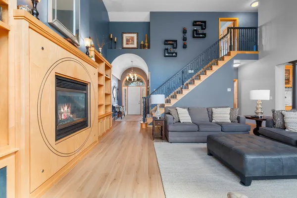 $599,900 | 3128 Warm Springs Drive, Green Bay, WI 54311