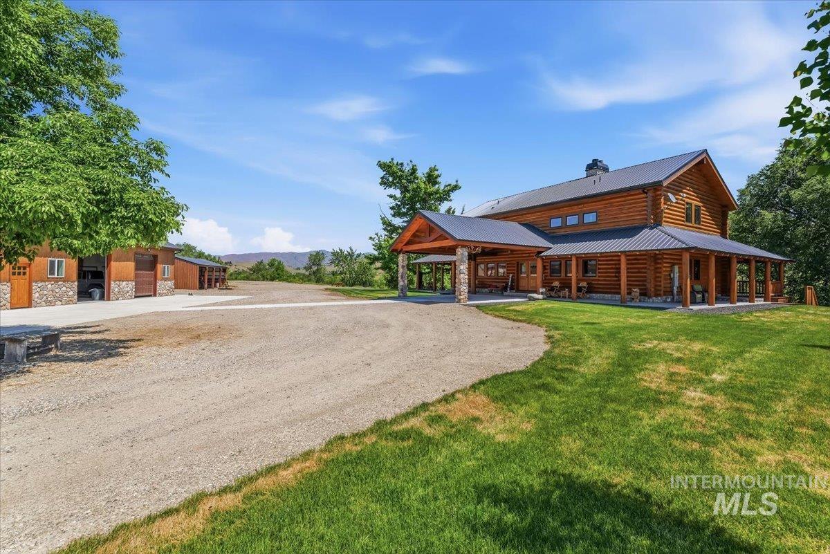 130 Mill Road Horseshoe Bend, ID 83629 - Photo 2 of 49