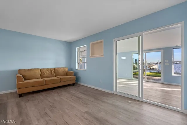 $650,000 | 2504 Bayshore Drive, Matlacha, FL 33993