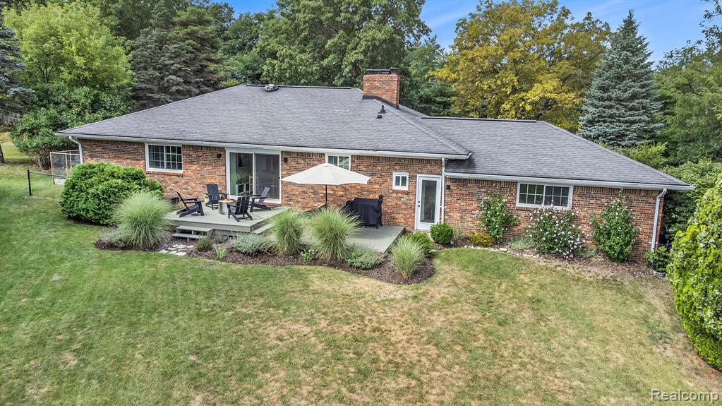 11332 Denton Hill Road Fenton, MI 48430 - Photo 33 of 43 Gallery Image 33