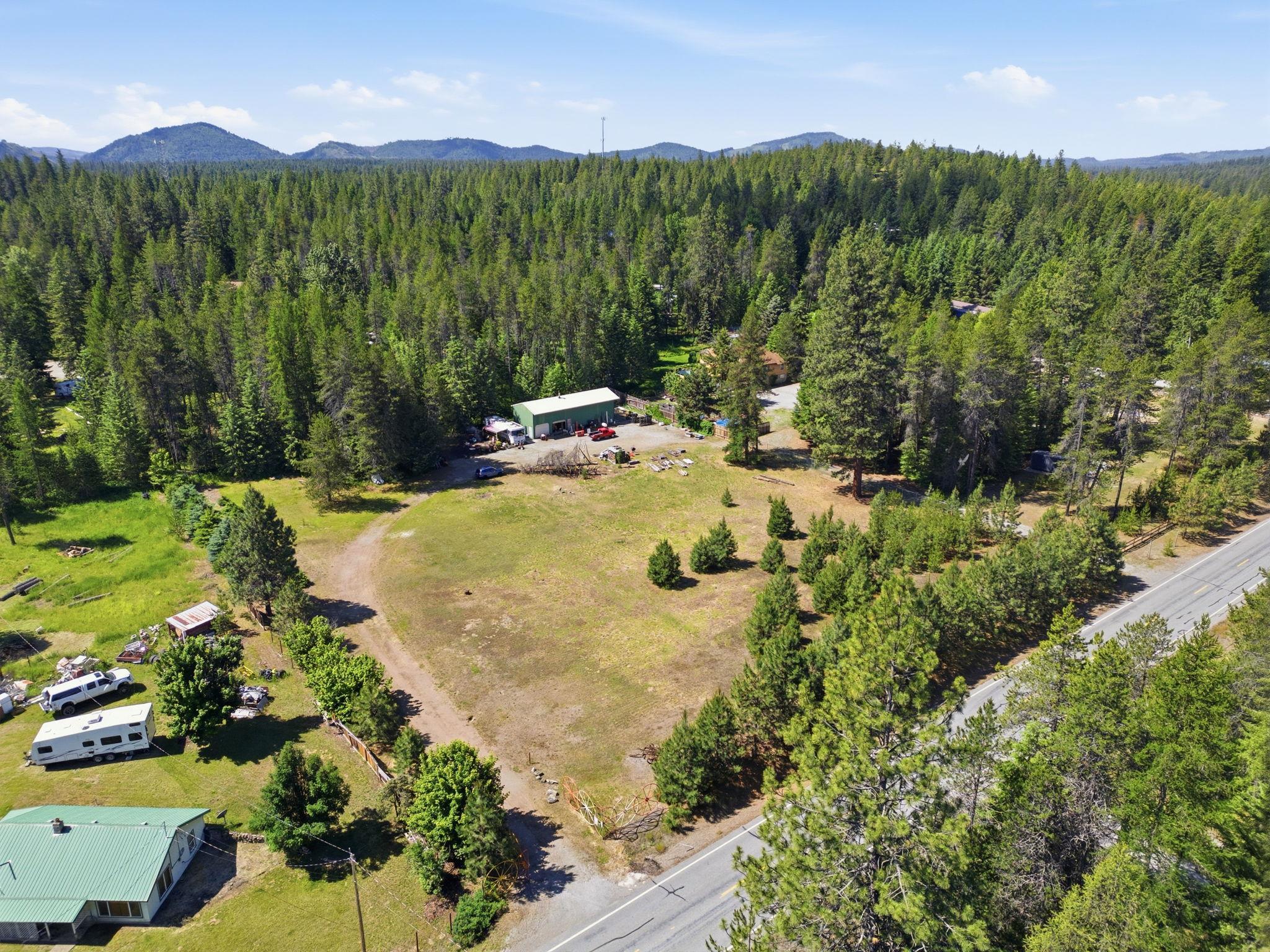 2569 South Shore Diamond Lake Road Newport, WA 99156 - Photo 17 of 29