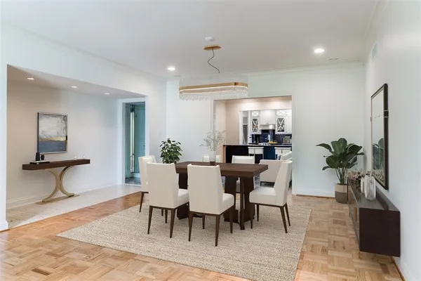 $560,000 | 6144 Averill Way, Unit 203E, Dallas, TX 75225