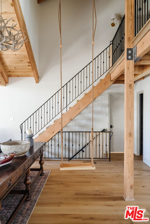 28805 North Shore Road Lake Arrowhead, CA 92352 - Photo 7 of 40