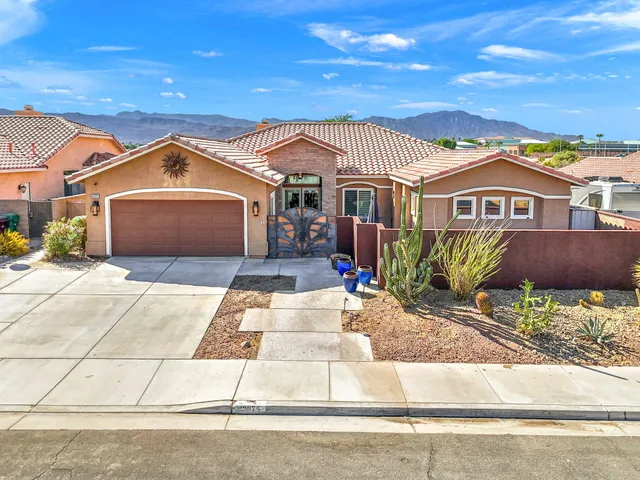 $699,000 | 43875 Milan Court, La Quinta, CA 92253