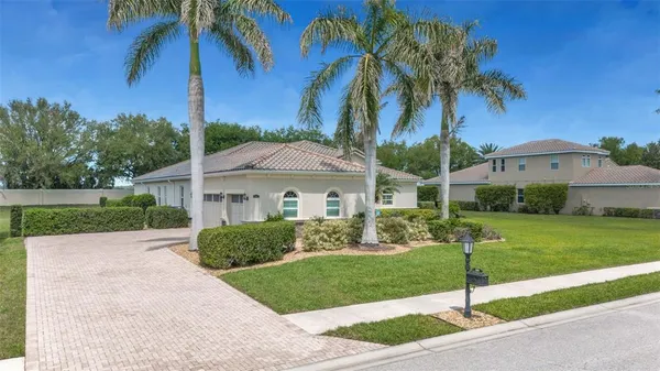 $998,000 | 380 165th Court Northeast, Bradenton, FL 34212