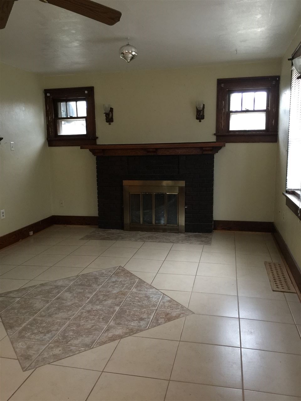 331 West Rudisill Boulevard Fort Wayne, IN 46807 - Photo 9 of 29