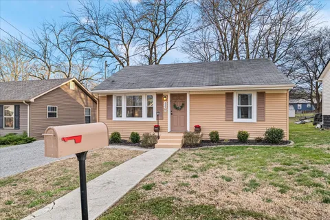 $245,000 | 335 Hayes Street, Woodbury, TN 37190