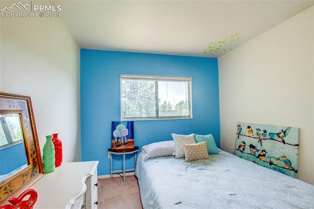 4827 Del Sol Road Colorado Springs, CO 80918 - Photo 13 of 24 2nd upper level bedroom.