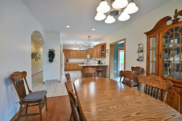 $695,000 | N5020 Red Pine Trail, Spooner, WI 54801