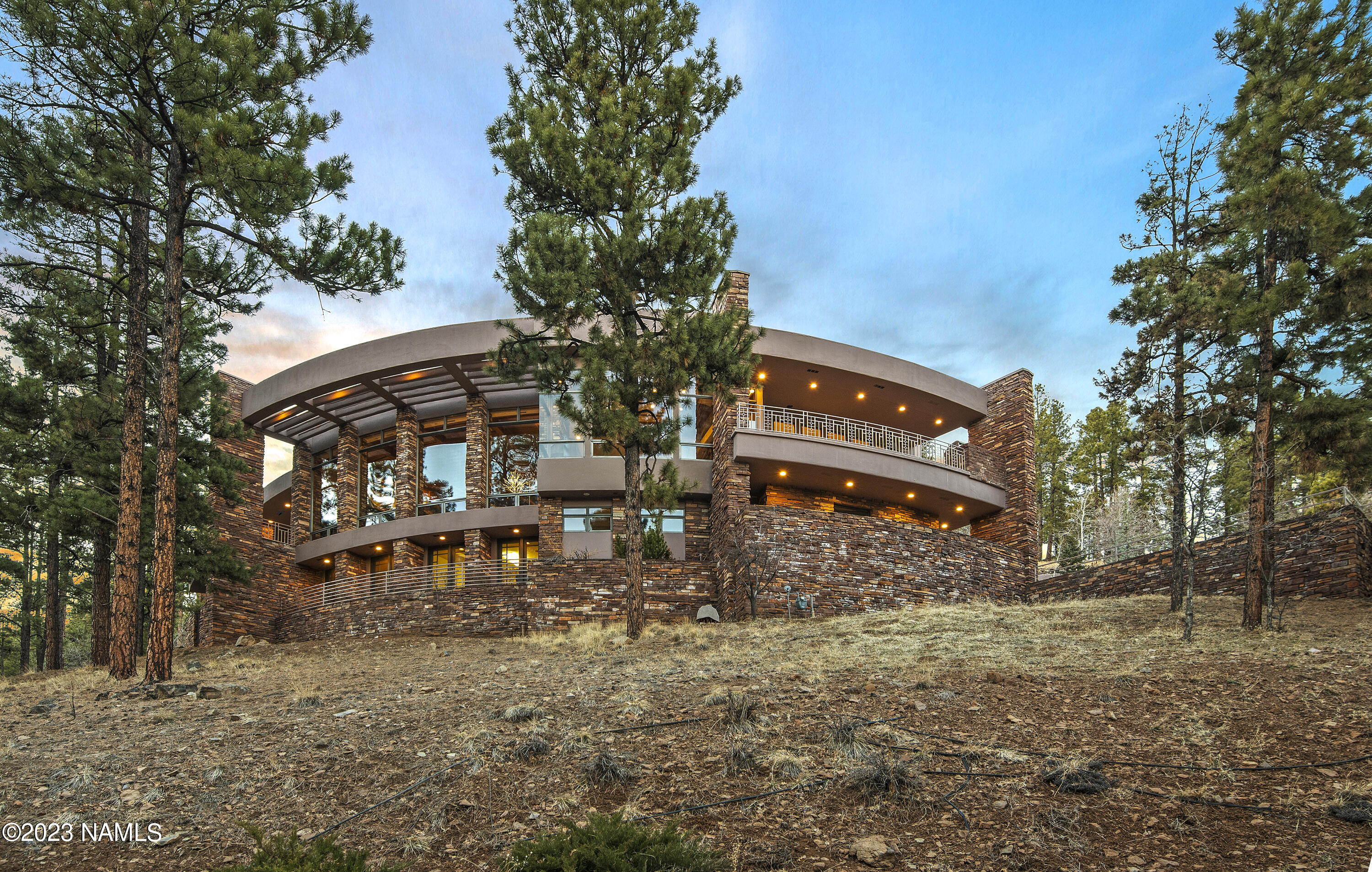 1520 Tolchaco Road Flagstaff, AZ 86001 - Photo 2 of 58 DSC_2606