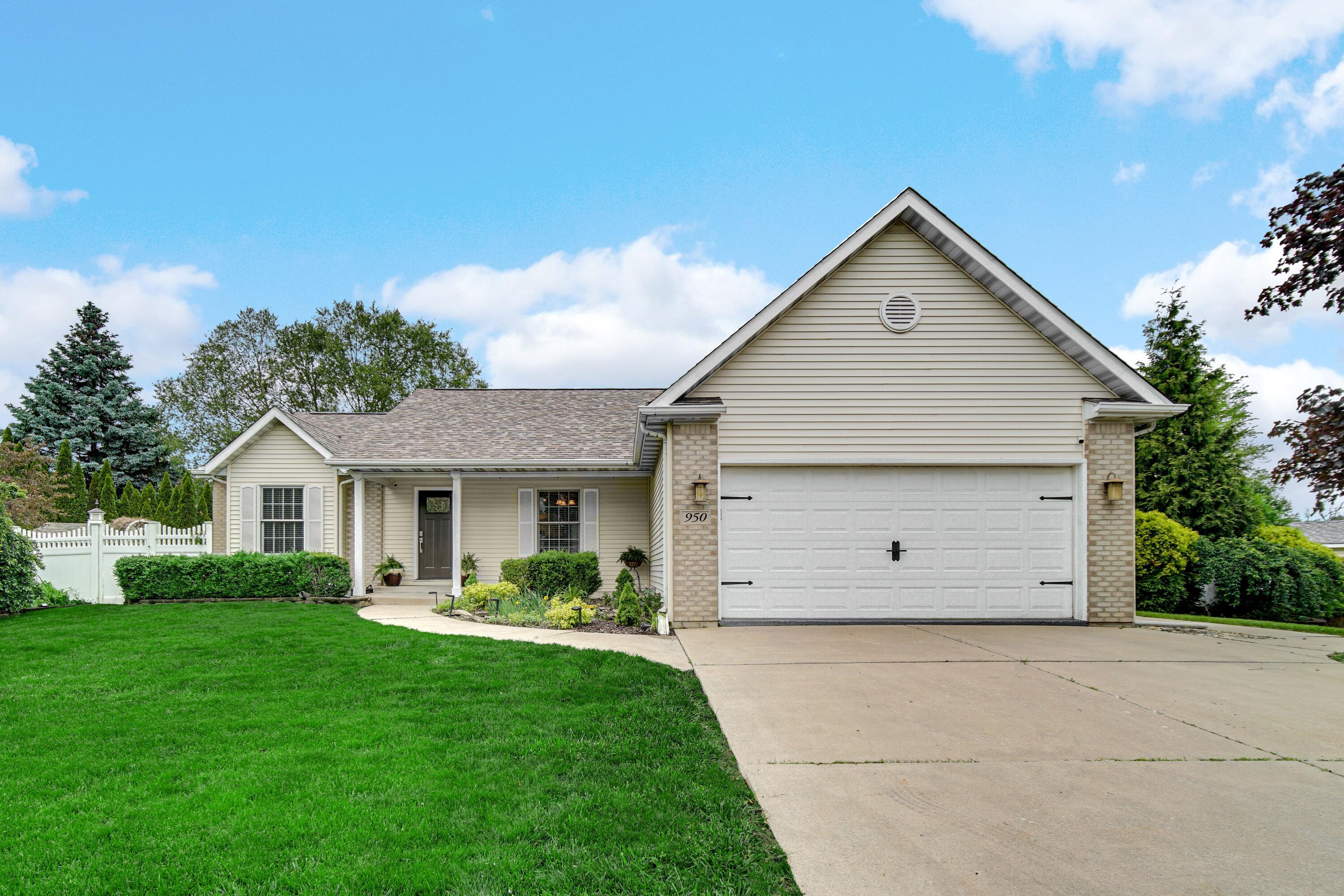 950 Port Circle Hobart, IN 46342 - Photo 1 of 23 3000x2000