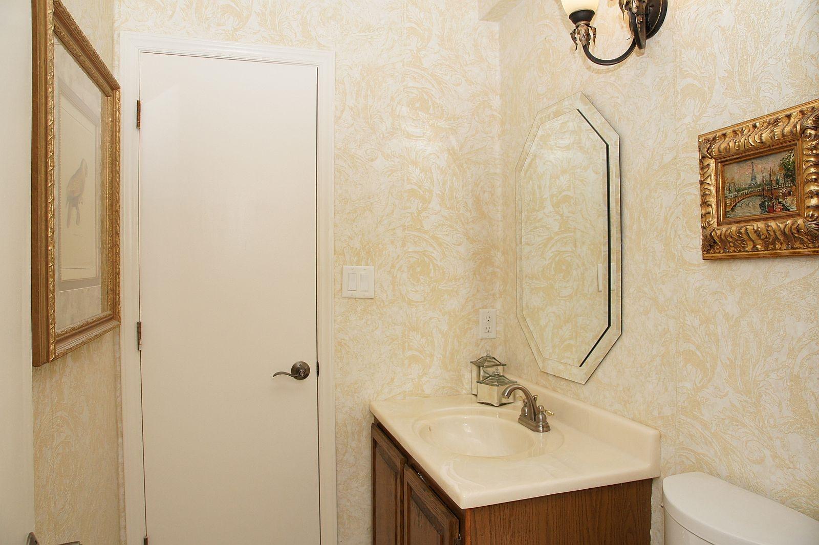 2413 Post Oak Road Salem, VA 24153 - Photo 12 of 22 dsc06021