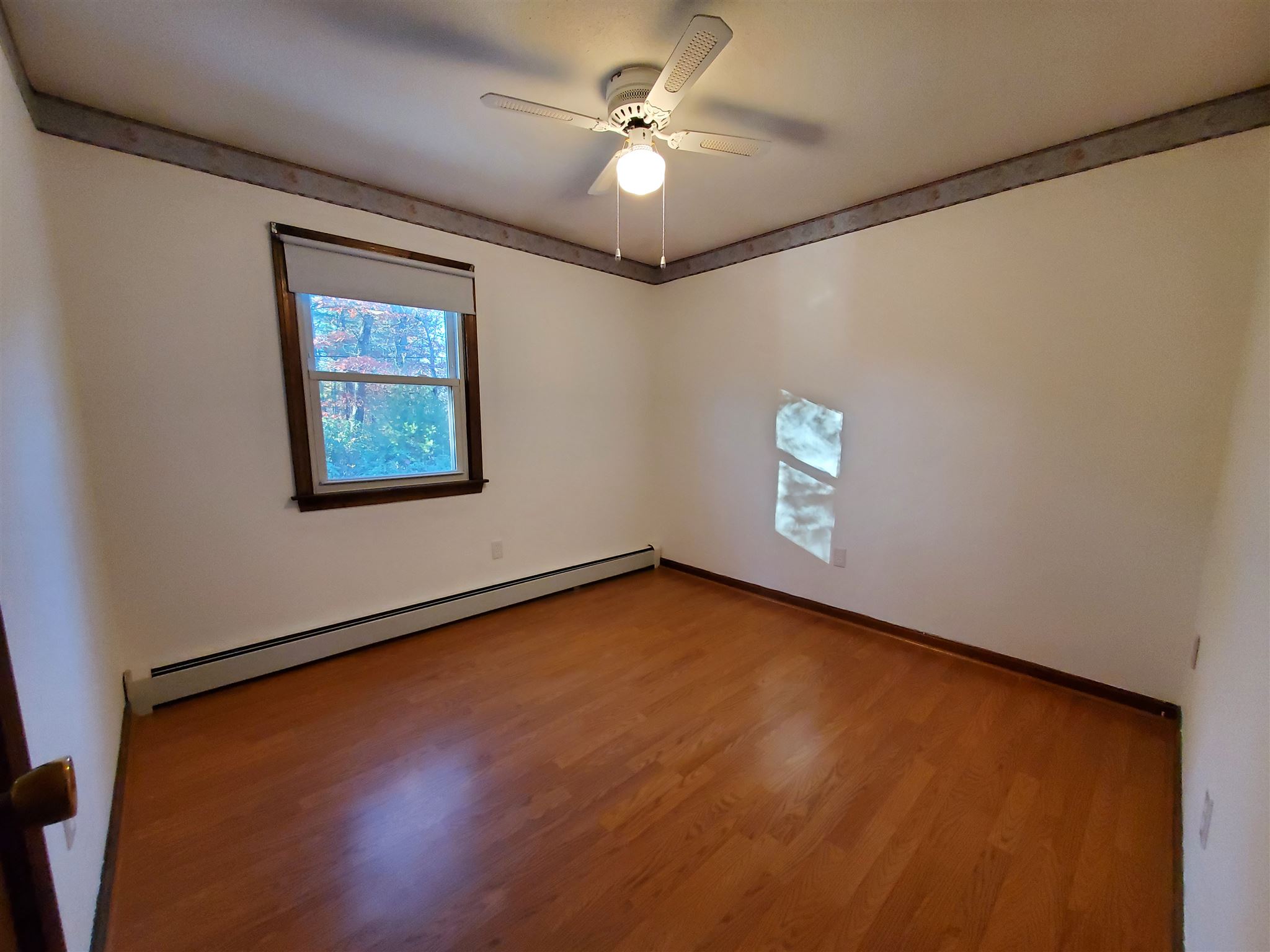 156 Mammoth Road Londonderry, NH 03053 - Photo 17 of 29 Gallery Image 17