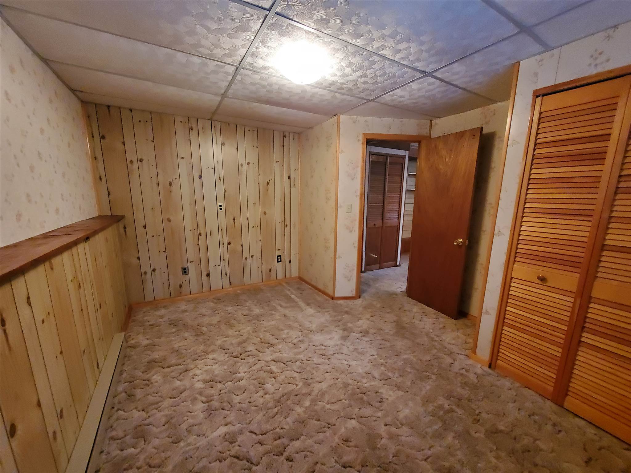 156 Mammoth Road Londonderry, NH 03053 - Photo 26 of 29 Gallery Image 26
