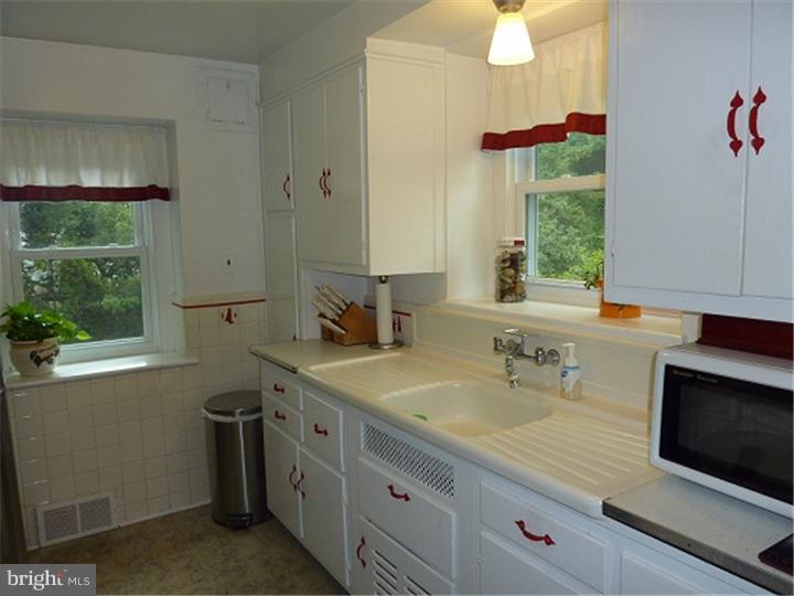778 Baeder Road Jenkintown, PA 19046 - Photo 11 of 25 Kitchen