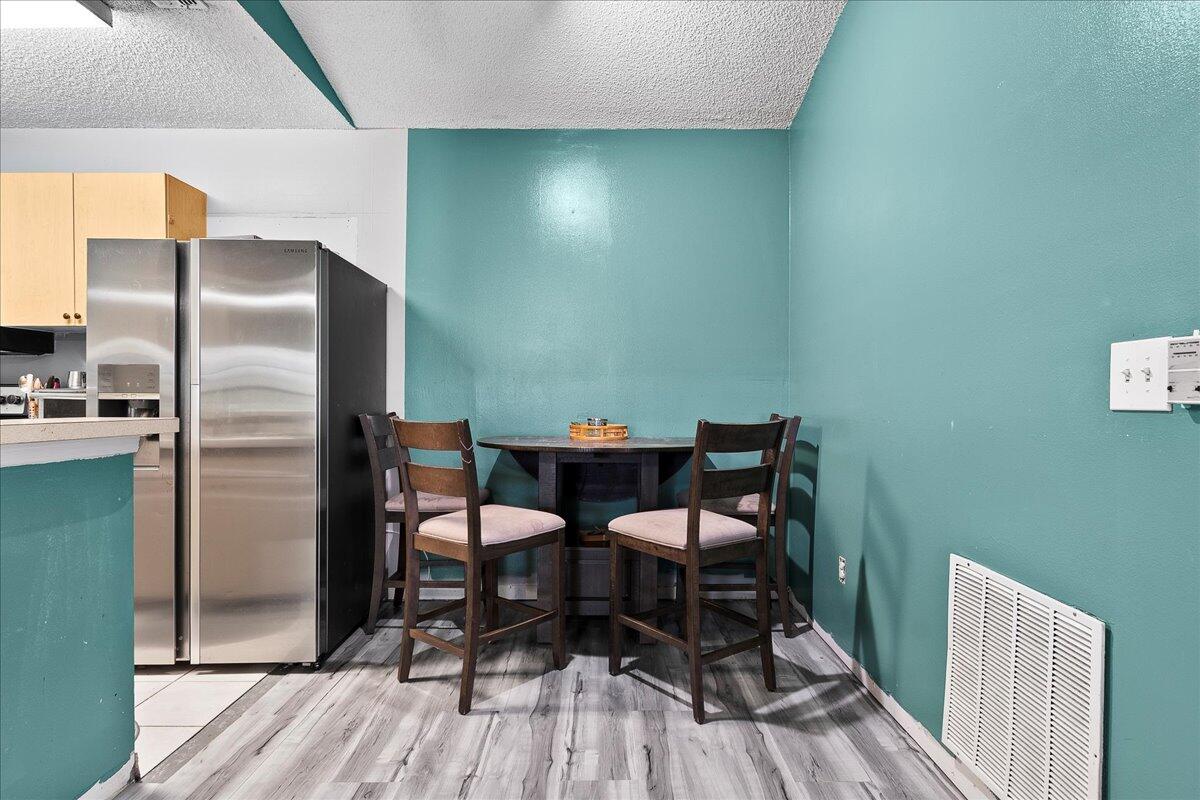 10360 Fox Trail Road South, Unit 1613 Royal Palm Beach, FL 33411 - Photo 9 of 33 IMG_1247
