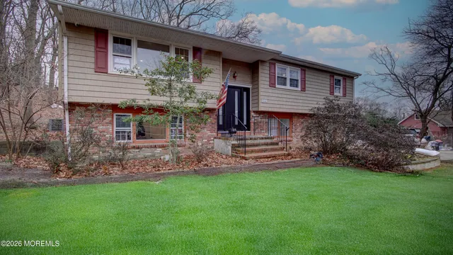 $799,900 | 270 Grant Avenue, Eatontown, NJ 07724