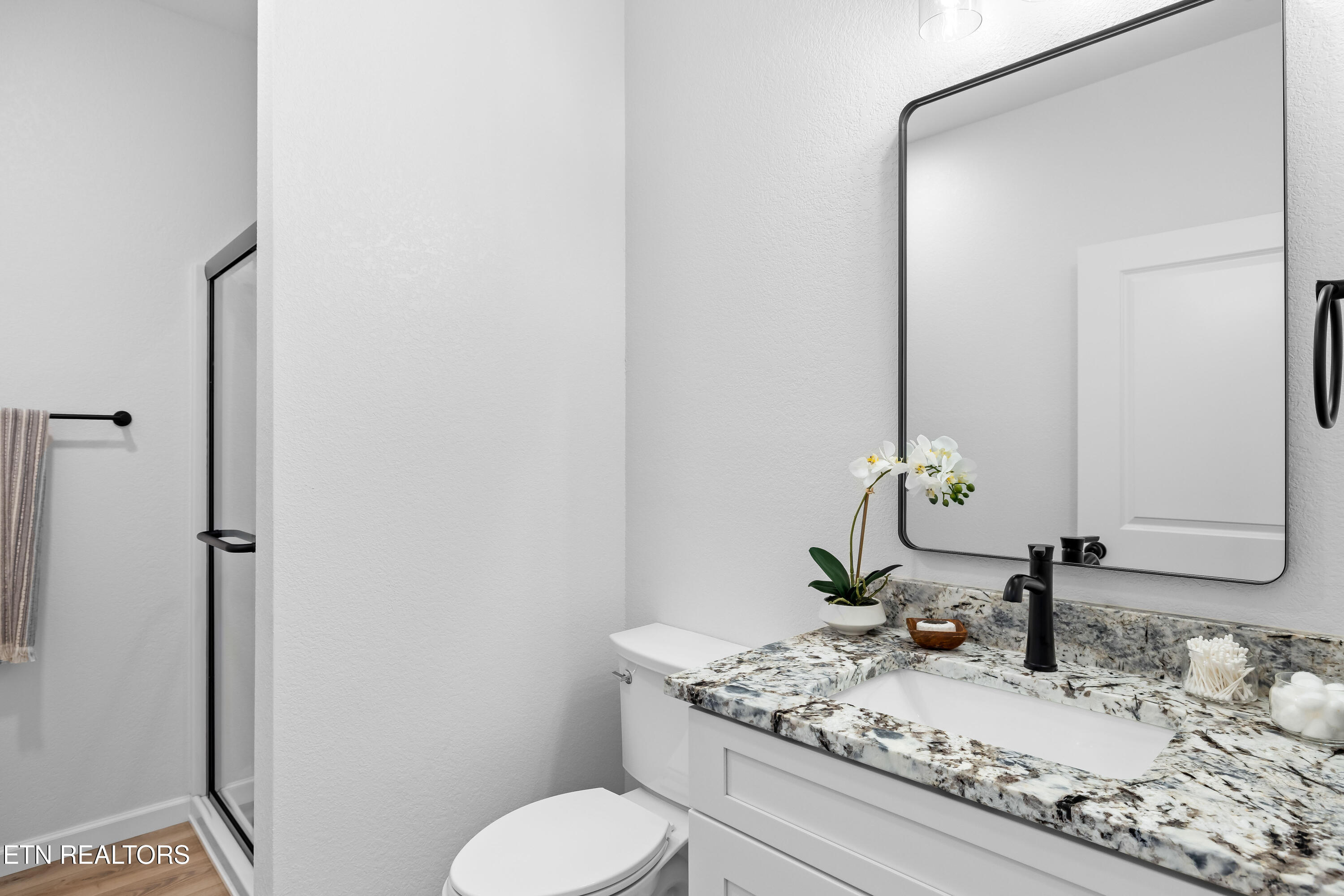 2507 Grotto Lane Sevierville, TN 37876 - Photo 28 of 35 Full Bath 2