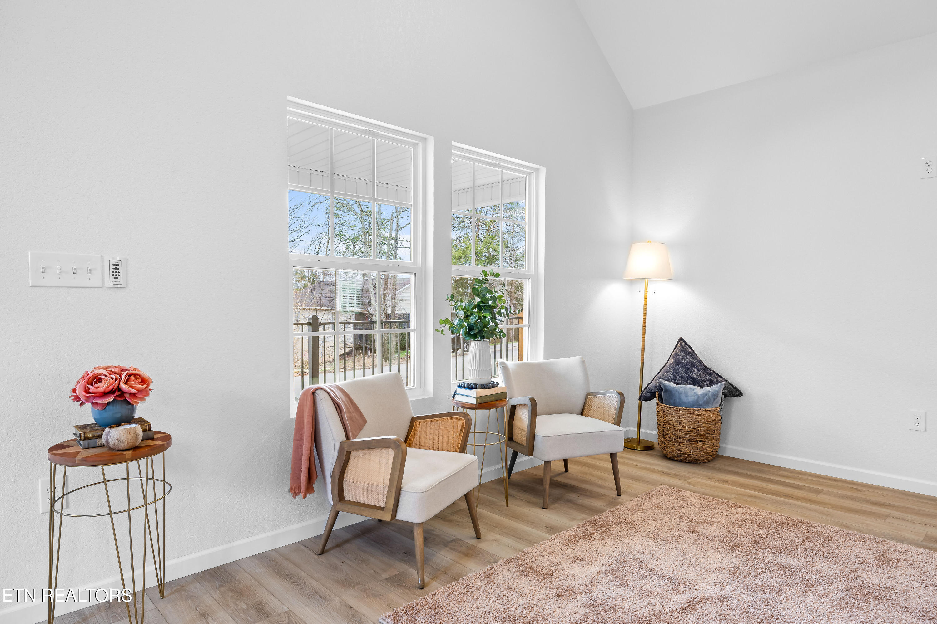 2507 Grotto Lane Sevierville, TN 37876 - Photo 8 of 35 Living Rm