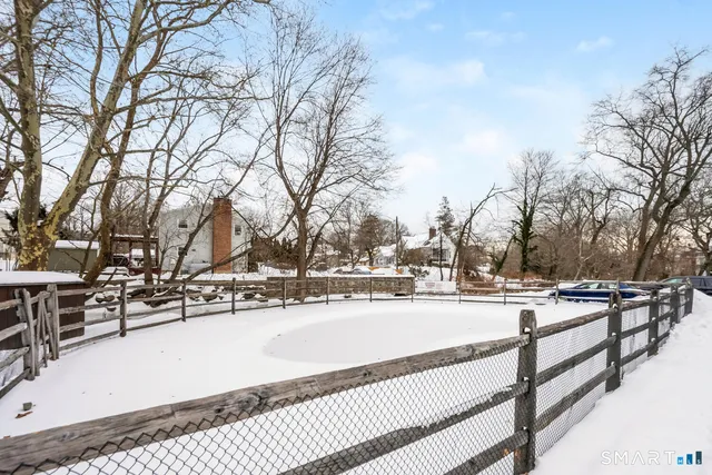 $415,000 | 85 Riverside Avenue, Unit F7, Stamford, CT 06905