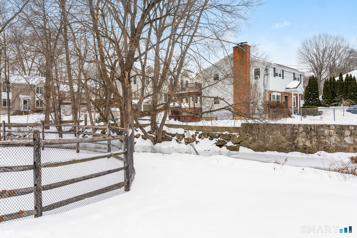 85 Riverside Avenue, Unit F7 Stamford, CT 06905 - Photo 17 of 19