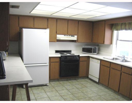 427 Northwest 11th Avenue Boca Raton, FL 33486 - Photo 3 of 16 Additional Photo