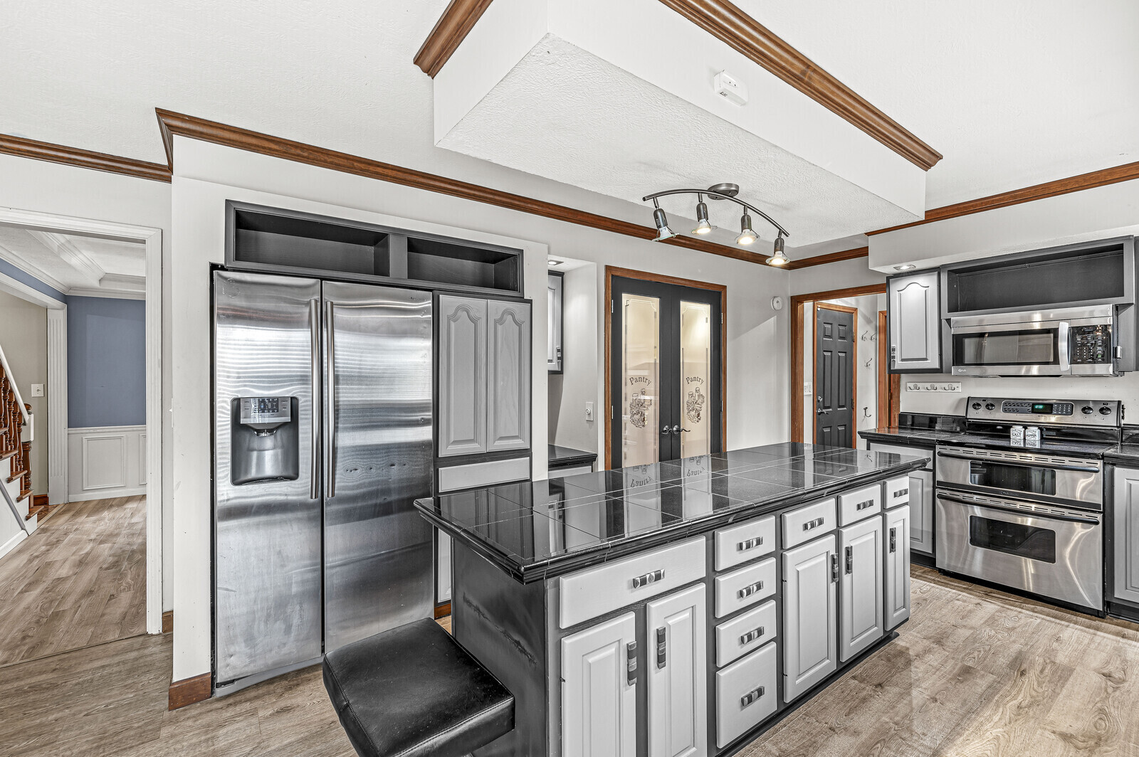 8719 Promontory Road Indianapolis, IN 46236 - Photo 15 of 53 Gallery Image 15