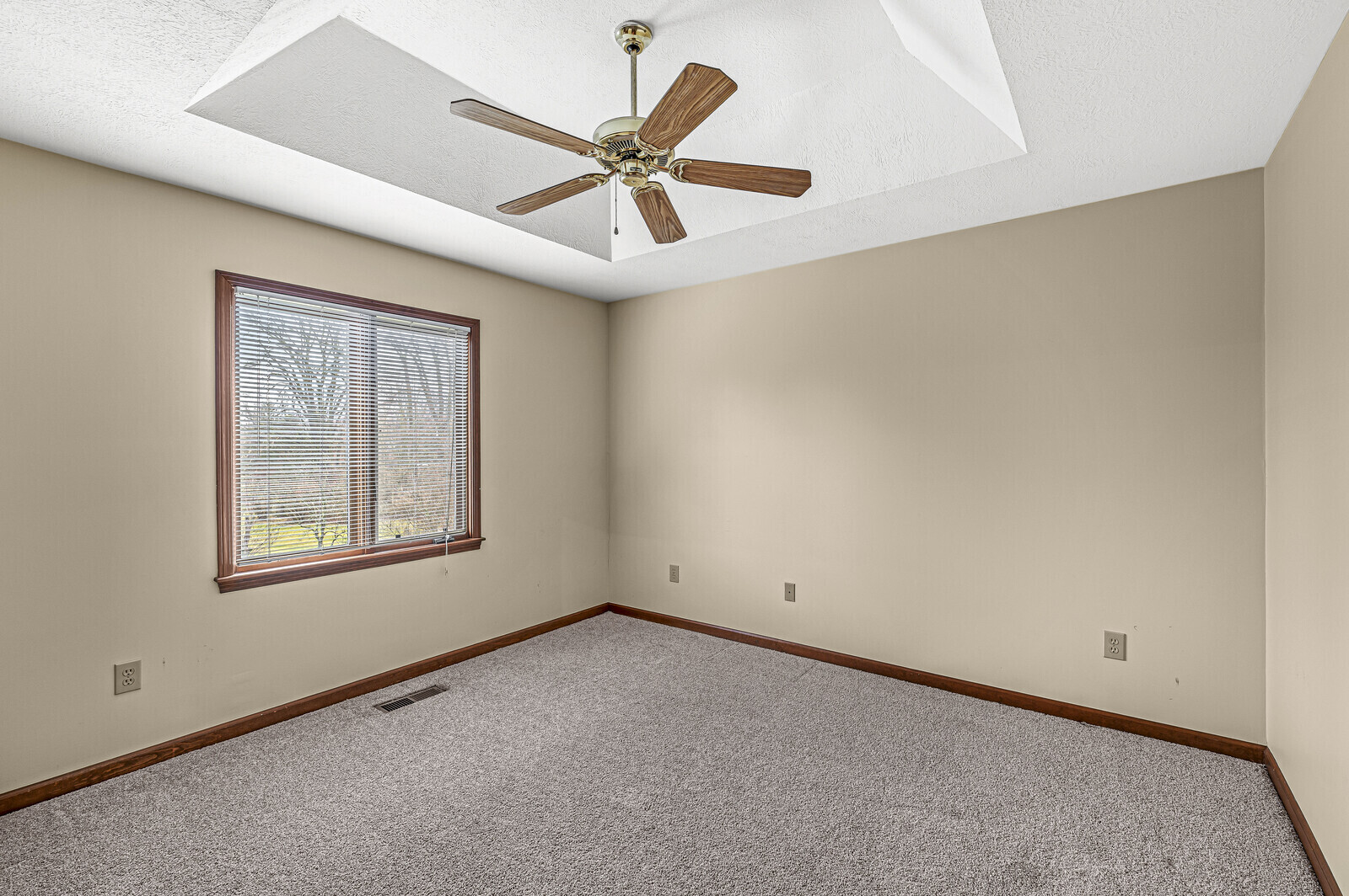 8719 Promontory Road Indianapolis, IN 46236 - Photo 29 of 53 Gallery Image 29