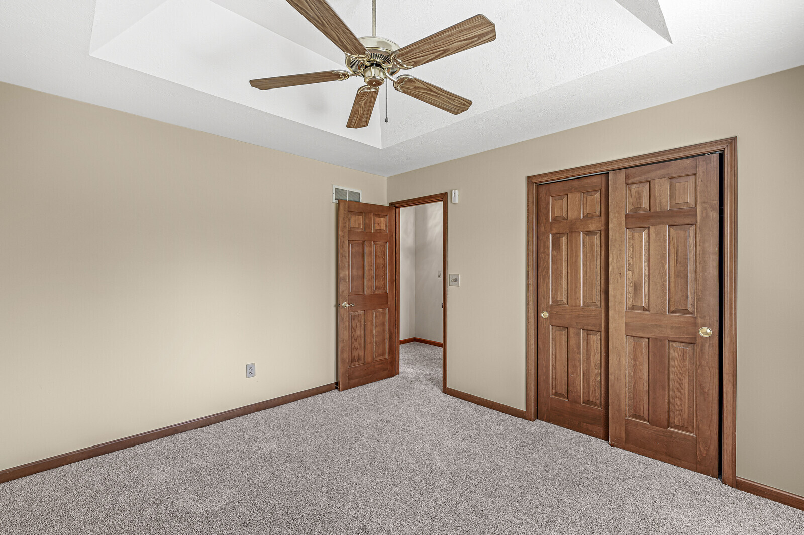 8719 Promontory Road Indianapolis, IN 46236 - Photo 30 of 53 Gallery Image 30