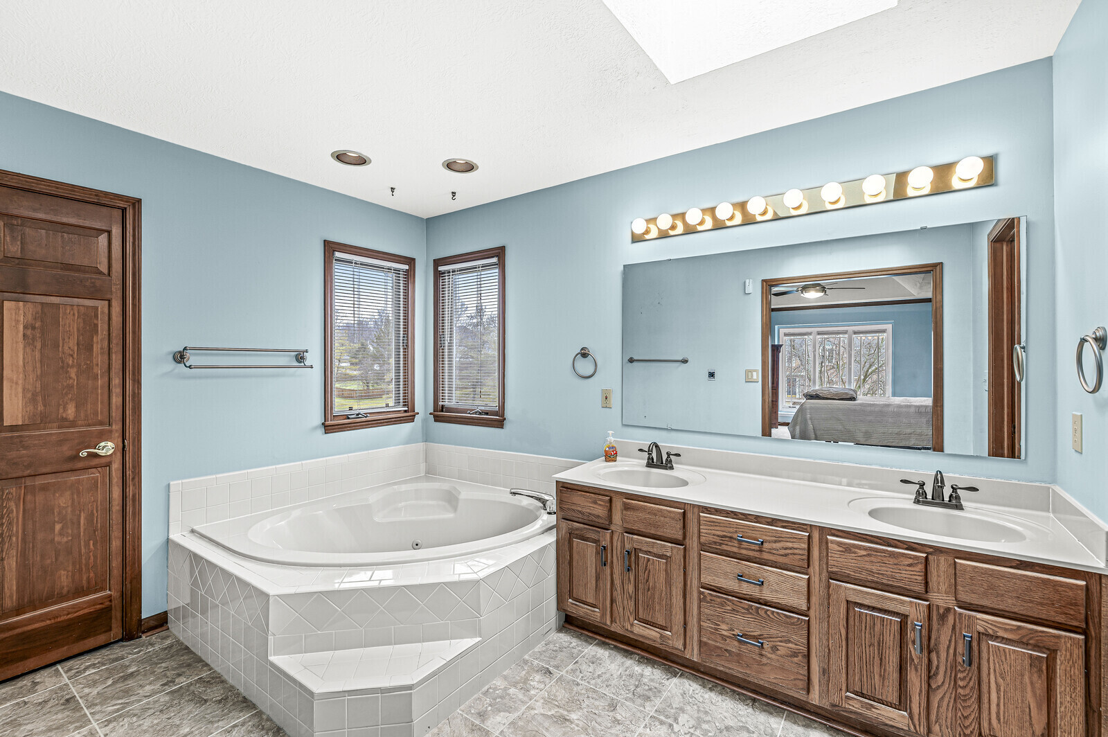 8719 Promontory Road Indianapolis, IN 46236 - Photo 35 of 53 Gallery Image 35