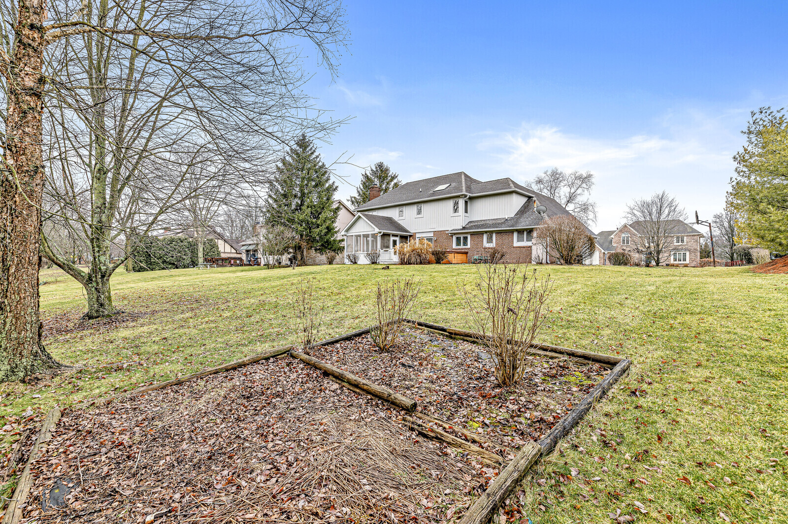 8719 Promontory Road Indianapolis, IN 46236 - Photo 50 of 53 Gallery Image 50