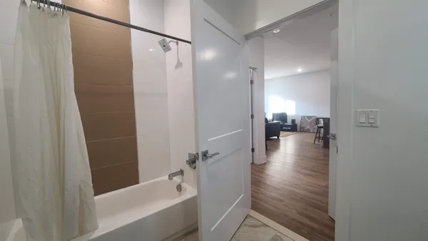 $2,475 | 111 75th Street, Unit 205, North Bergen, NJ 07047