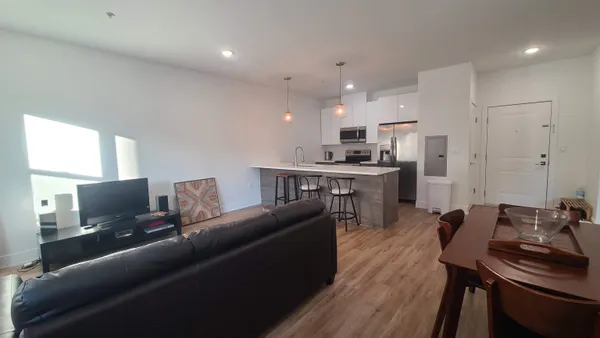 $2,475 | 111 75th Street, Unit 205, North Bergen, NJ 07047