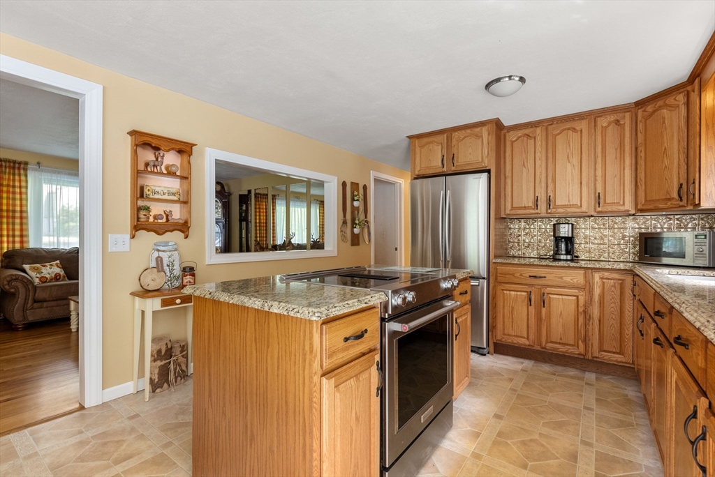 6 Ham Hill Road Southwick, MA 01077 - Photo 8 of 37 Gallery Image 8