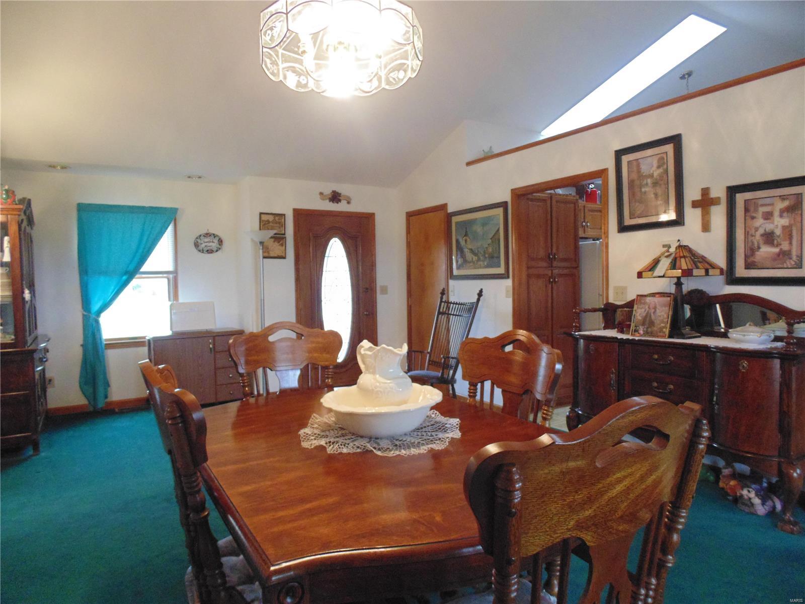 849 Pokey Road Pocahontas, IL 62275 - Photo 13 of 53 Gallery Image 13