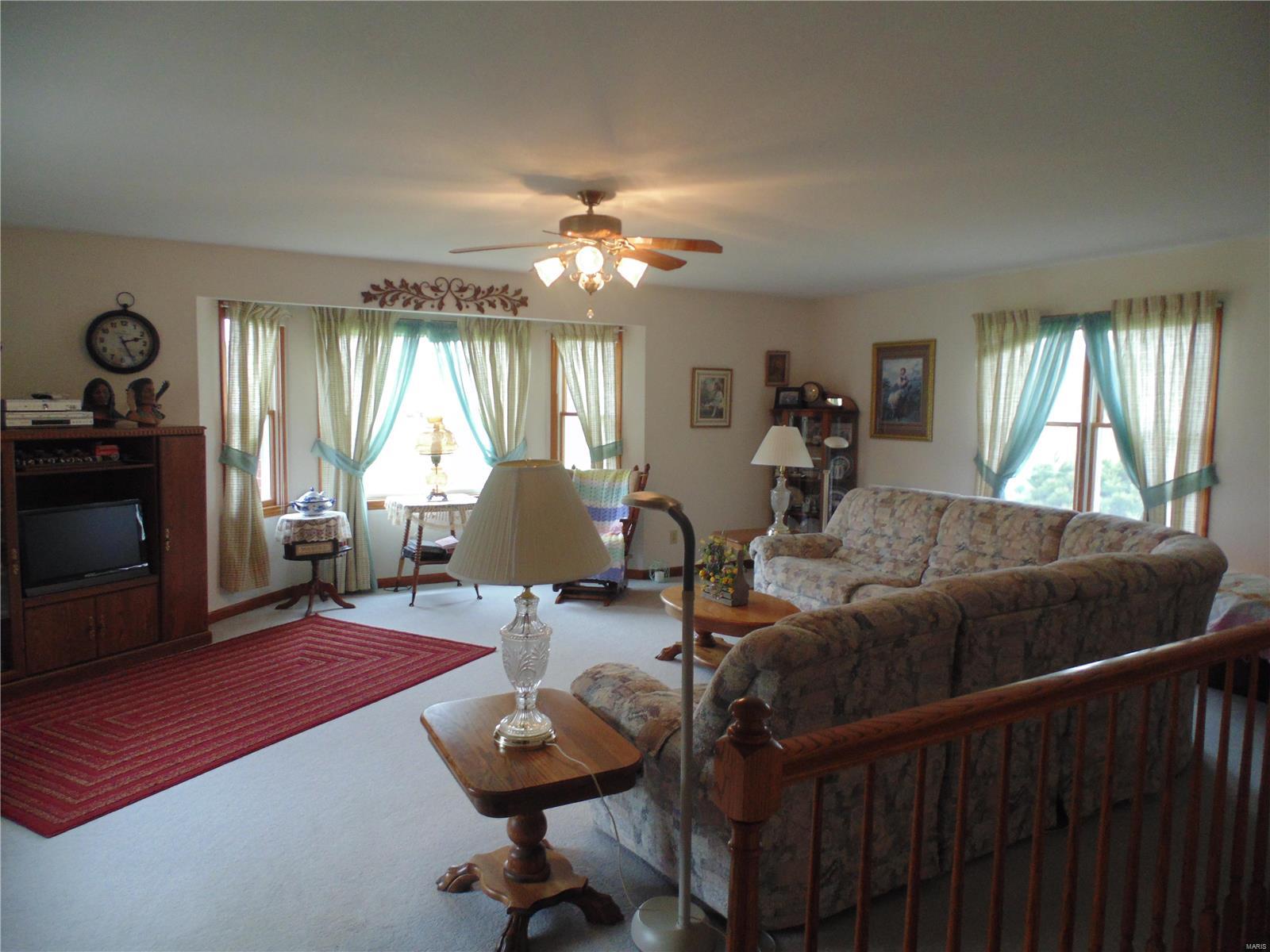 849 Pokey Road Pocahontas, IL 62275 - Photo 14 of 53 Gallery Image 14