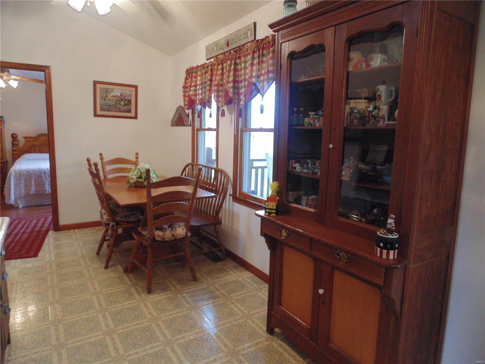 849 Pokey Road Pocahontas, IL 62275 - Photo 30 of 53 Gallery Image 30