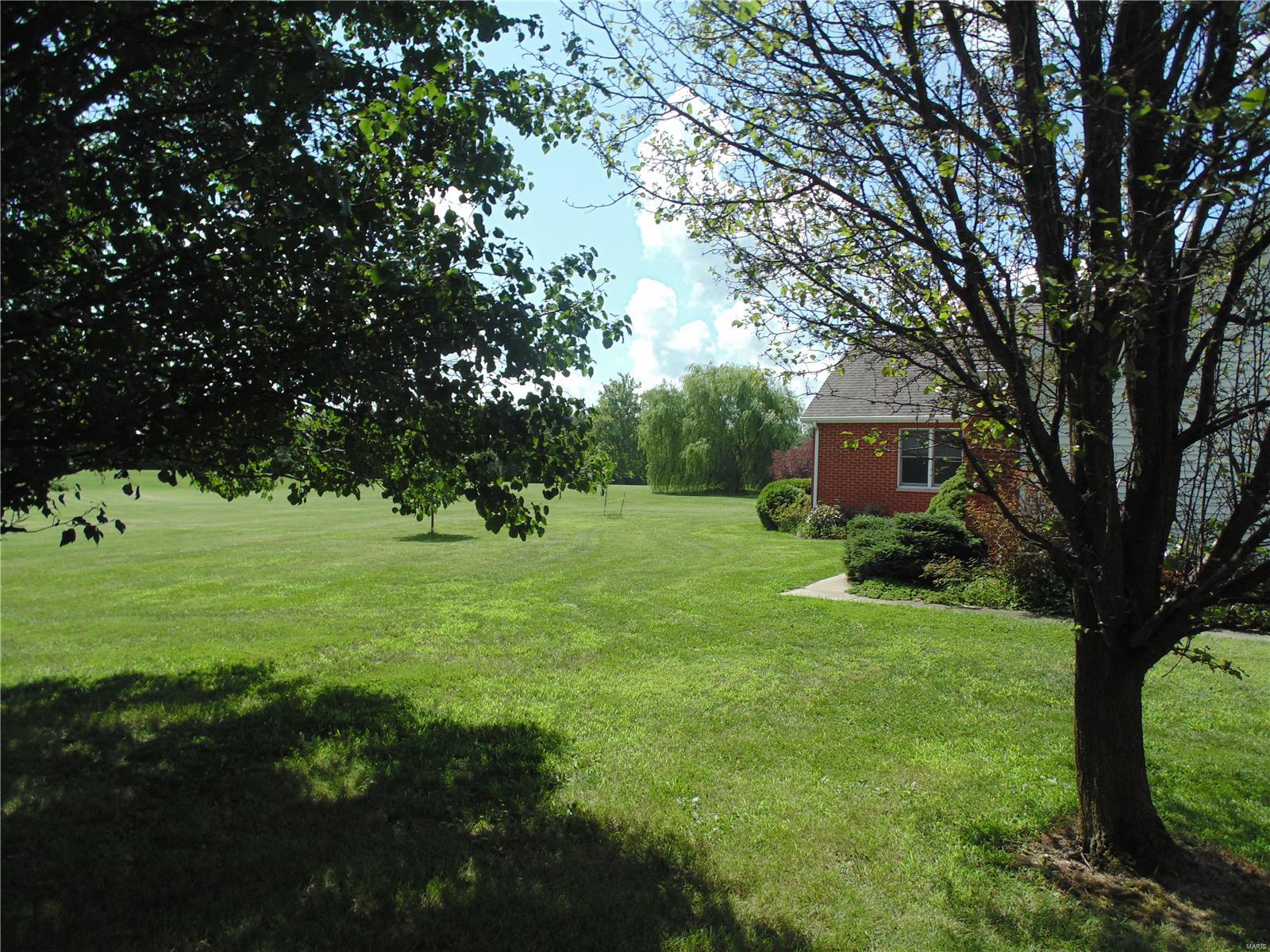 849 Pokey Road Pocahontas, IL 62275 - Photo 51 of 53 Gallery Image 51