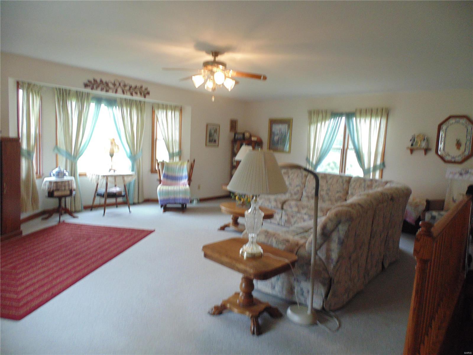 849 Pokey Road Pocahontas, IL 62275 - Photo 9 of 53 Gallery Image 9