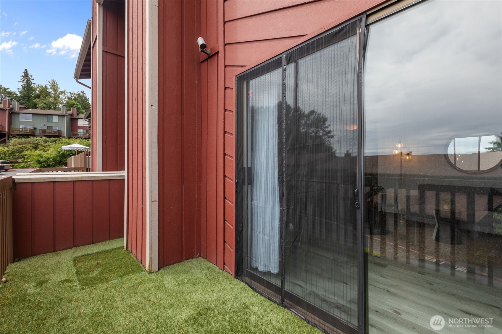 25042 Lake Fenwick Road, Unit 35 Kent, WA 98032 - Photo 31 of 38