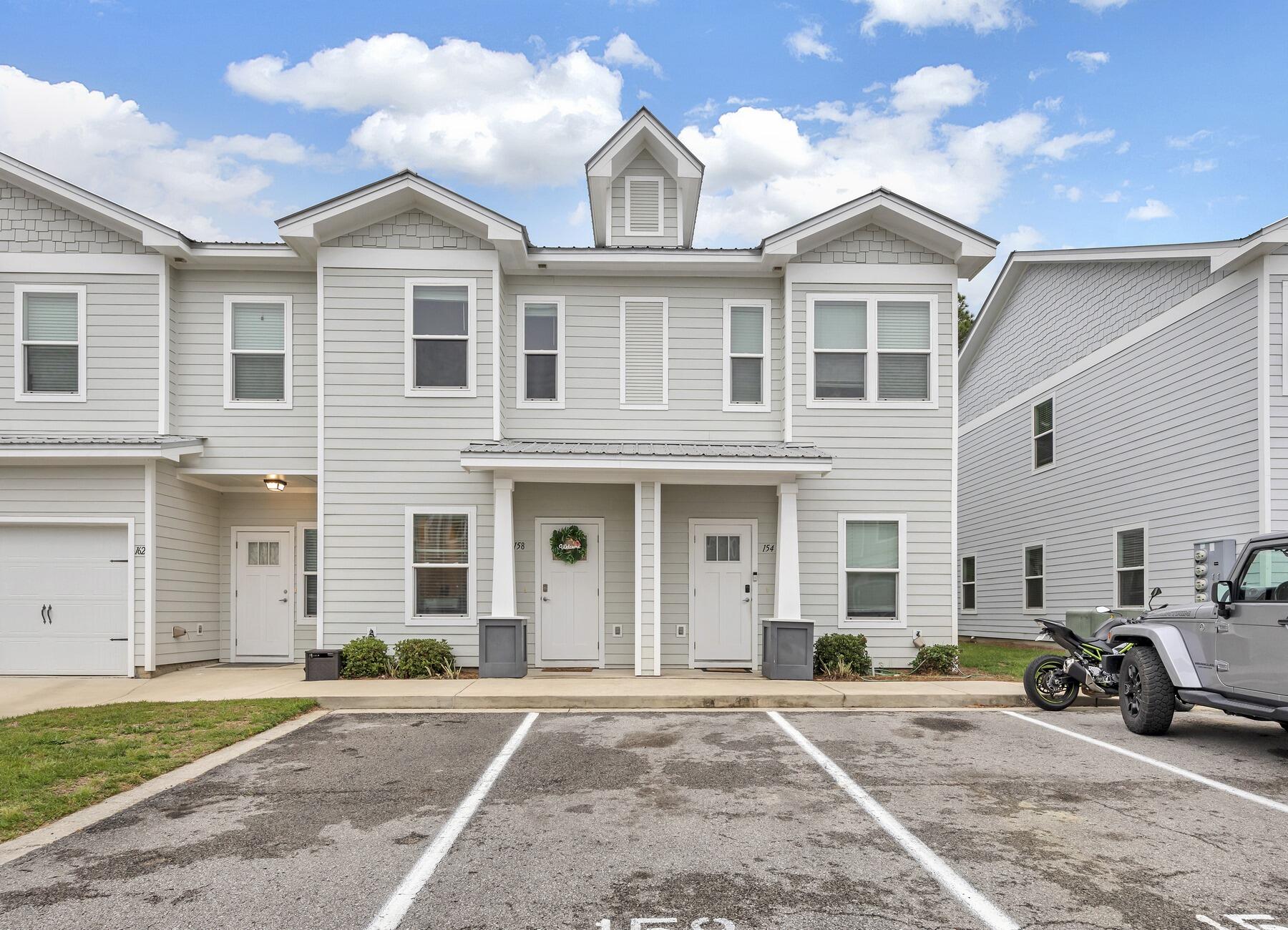 158 North Sand Palm Road Freeport, FL 32439 - Photo 2 of 23 Gallery Image 2
