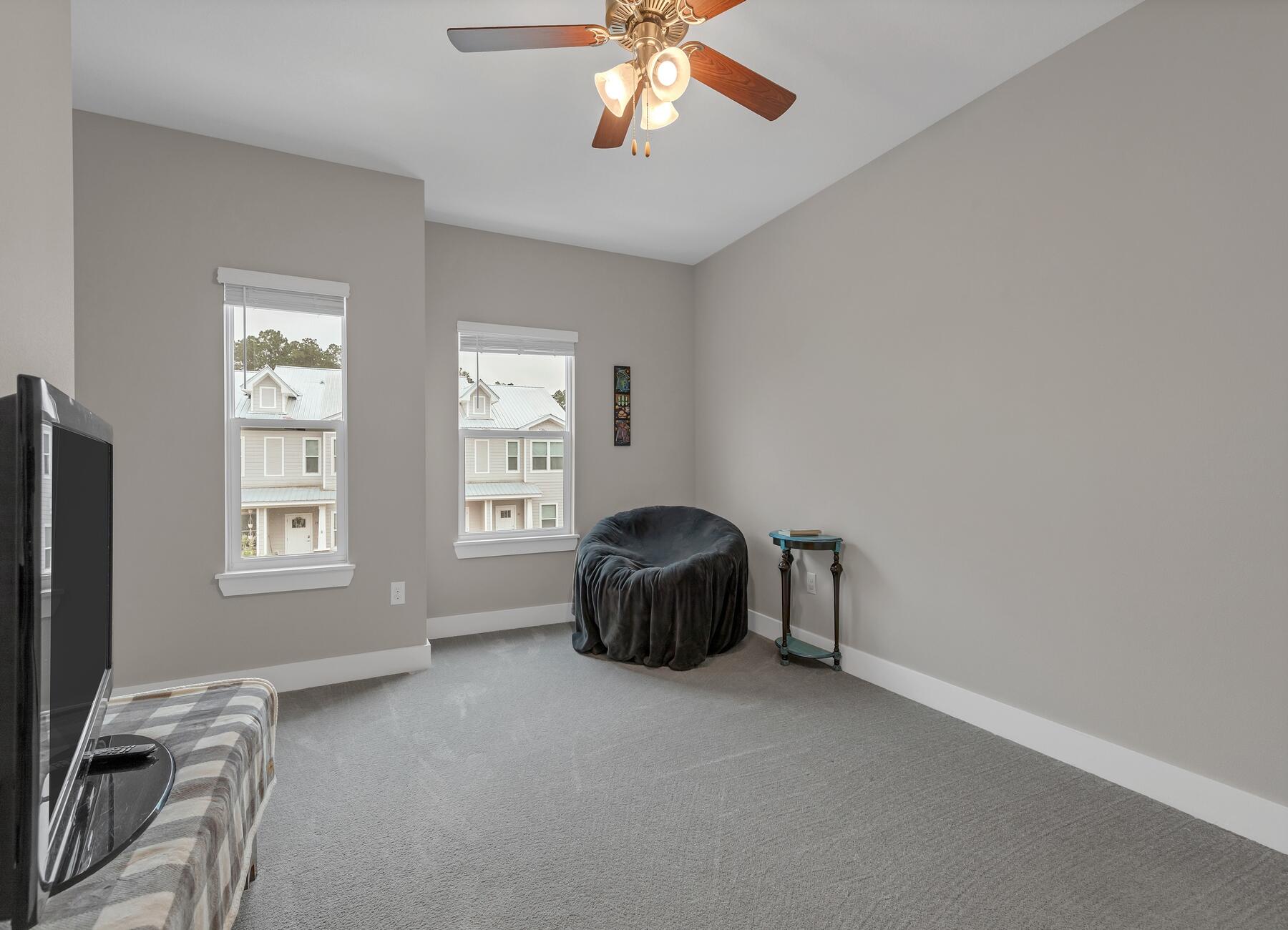 158 North Sand Palm Road Freeport, FL 32439 - Photo 9 of 23 Gallery Image 9